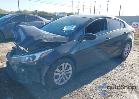 2018 Kia Forte Lx из США, поврежденный, VIN 3KPFL4A72JE176447